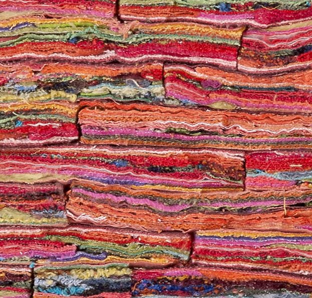       Red Wall ,   2009 ,   29  x 49 cm , CUT ART    (Foto Christian Hacker) ,     Detailansicht